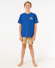 Carregar imagem no visualizador da galeria, 2025 Rip Curl Pro Bells Kids Tee (Electric Cobalt)