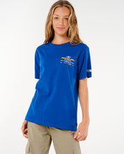 Carregar imagem no visualizador da galeria, 2025 Rip Curl Pro Bells Kids Tee (Electric Cobalt)
