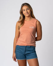 Carregar imagem no visualizador da galeria, 2025 Lexus US Open of Surfing Women&#39;s Retro Tower Tank - Heather Sun