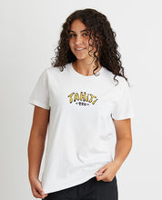 Carregar imagem no visualizador da galeria, 2025 Lexus Tahiti Pro Women&#39;s Tee (White)