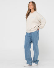 Carregar imagem no visualizador da galeria, 2023 Margaret River Pro Womens Crewneck Fleece (Off White)