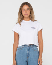 Carregar imagem no visualizador da galeria, 2023 Margaret River Pro Crop Tee (White)